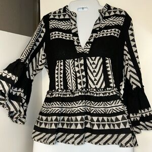 Francescas Jun & Ivy Shirt Womens M  Black White Cotton Boho Bell Sleeve Blouse